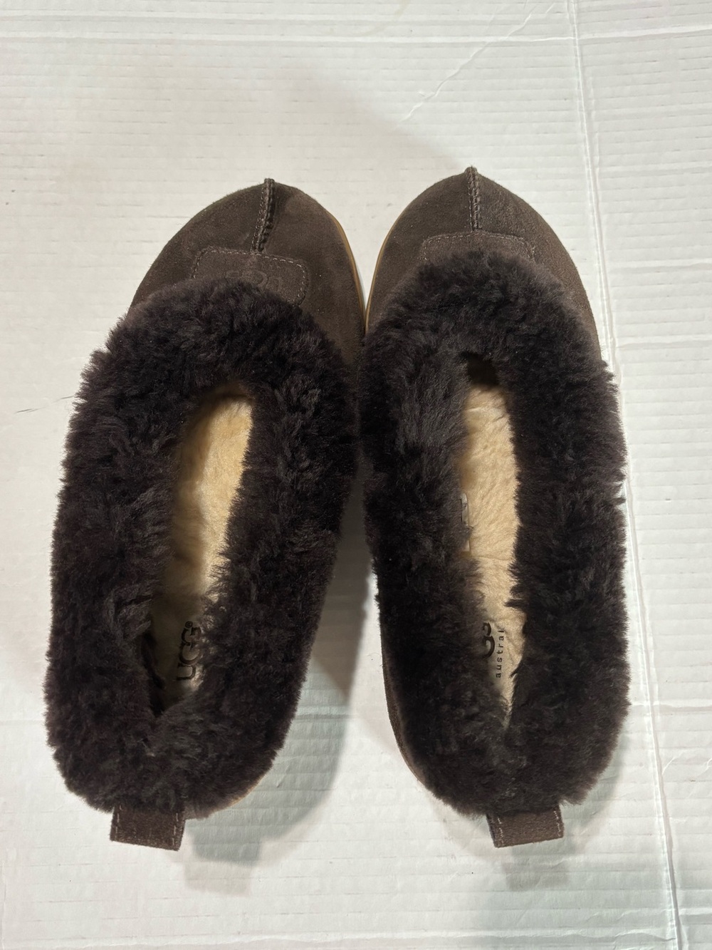 Ugg RYLAN Moccassin Slipper Shoes Suede Sherling Fur Brown Size 9 Never Worn
